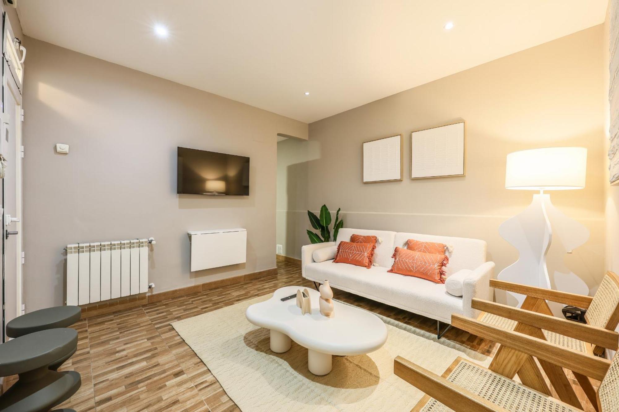 Nuevo Apartamento Funcional En Chamberi Мадрид Екстериор снимка